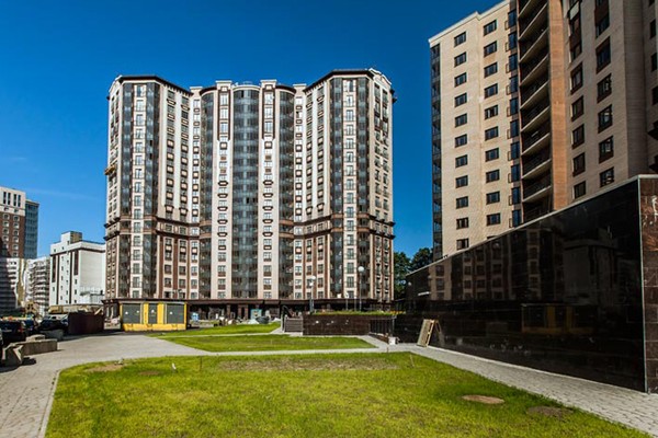 Комплекс работ по благоустройству территории Фермское шоссе, д. 22